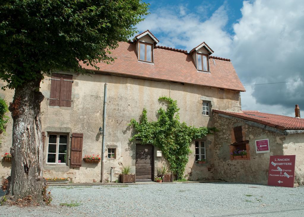 L'Ancien Presbytere Chambres D'Hote Ou Gite Le Dorat Exterior photo